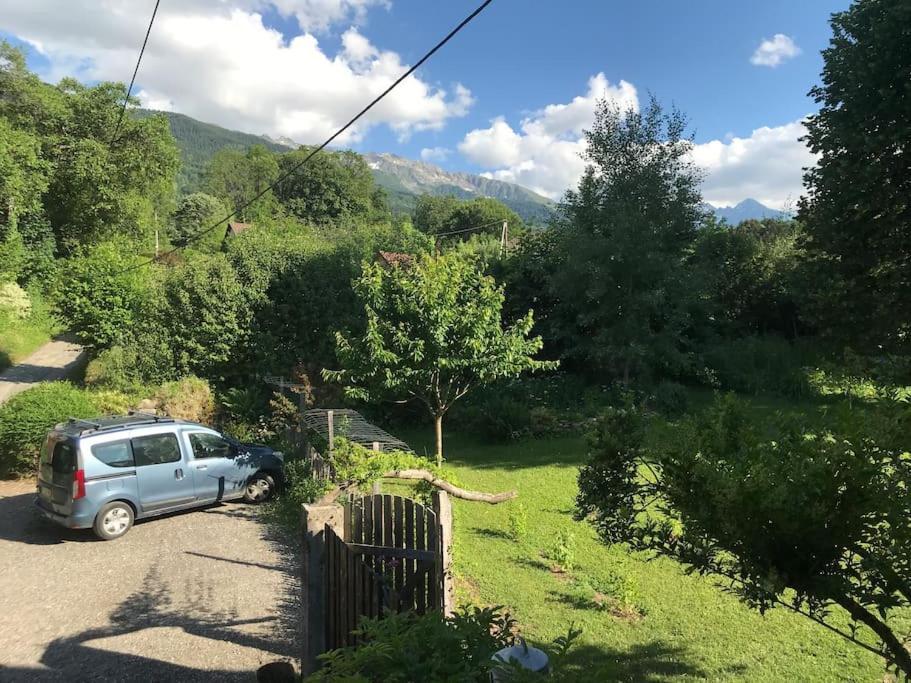 Belladone Guest House Theys Les 7 Laux Экстерьер фото